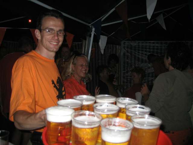 6KAMP 2006 Dorpshuis Vierhouten (Oranje/ijsvereniging)